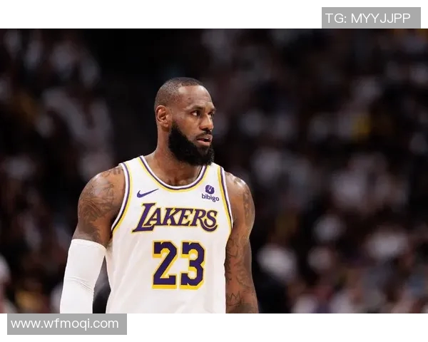 足球明星吕奉先的传奇人生与赛场辉煌成就全解析